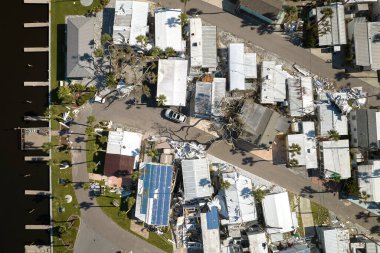Ian Kasırgası Florida yerleşim bölgesindeki evleri yok etti. Doğal afet ve bunun sonuçları.