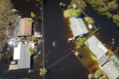 Ian Kasırgası Florida yerleşim bölgesindeki evleri sular altında bıraktı. Doğal afet ve bunun sonuçları.
