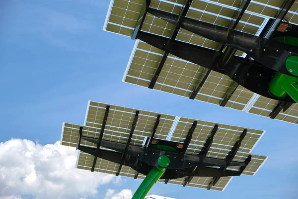 Zonne Fotovoltaïsche Panelen Gemonteerd Metalen Frame Voor Het Produceren Van — Stockfoto