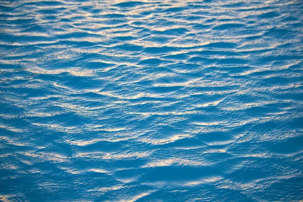 Closeup Superfície Paisagem Marinha Água Mar Azul Com Pequenas Ondas — Fotografia de Stock