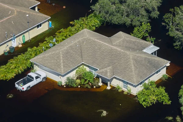 Окруженный Ураганом Иэн Осадки Воды Дома Жилом Районе Флориды Последствия — стоковое фото