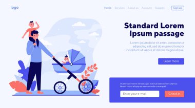 Mutlu baba çocuklarla yürüyor. Bebek, araba, park yassı vektör çizimi. Pankart, web sitesi tasarımı veya iniş sayfası için aile ve babalık kavramı
