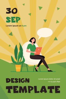 Evde online sohbet için tablet kullanan bir kadın. Konuşma balonu, dijital cihaz, alet düz vektör çizimi. İletişim, pankart, web sitesi tasarımı veya iniş web sayfası için video çağrı kavramı