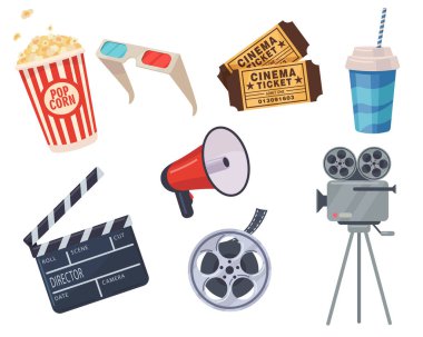 Sinema unsurları ayarlandı. Biletler, patlamış mısır kovası, megafon, 3D gözlükler, klaket tahtası, montaj bandı, video kamera. Sinema, film endüstrisi, gösteri, film yapımı konsepti için vektör illüstrasyonu