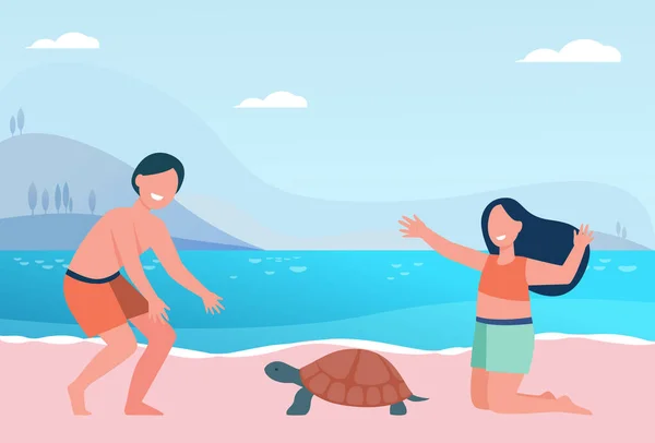 ビーチで亀と遊ぶ幸せなかわいい子供たち 水着フラットベクトルイラスト バナー ウェブサイトのデザインやランディングウェブページのためのエンターテイメントと楽しいコンセプト — ストックベクタ