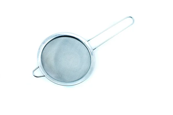 Rozsdamentes Acél Szűrő Tea Szűrésére Fehér Alapon Izolált Vízzel — Stock Fotó
