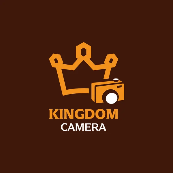 Projeto Logotipo Coroa Combinado Com Uma Câmera — Vetor de Stock