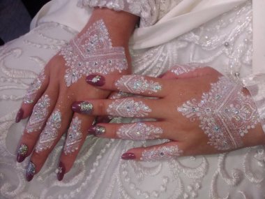 Güzel gelinlik gelinle