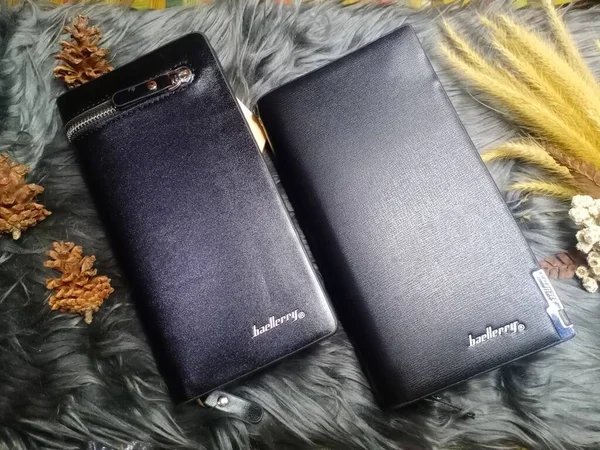 defter, kitap, günlük, gözlük, cüzdan, sonbahar, aksesuarlar ve tahta üzerindeki diğer nesneler