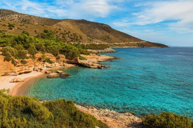 Datca Yarımadası 'ndaki Palamutbuku plajı, Mugla bölgesi, Ege Denizi üzerindeki Türkiye. Popüler turist yaz tatilleri