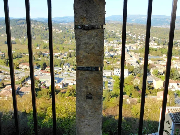 Vista Del Pont Aubenas Ucel Través Muros Barandillas Parte Los —  Fotos de Stock