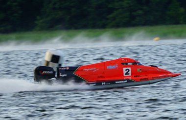 Formula 2 sürat teknesi yarışı