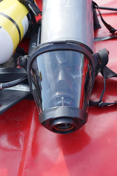 Anti smog-mask for firefighters