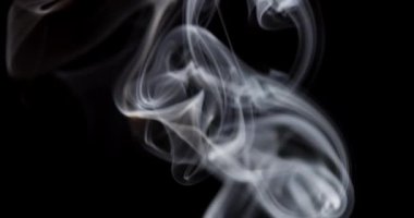 Siyah Arkaplanda Soyut Duman.
