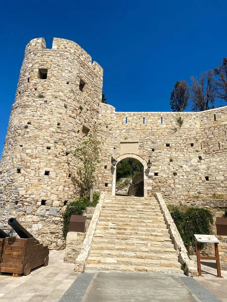 Bella Fortezza Pietra Nella Città Kusadasi — Foto Stock