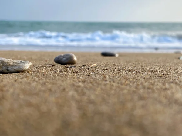 Pietre Sulla Sabbia Mare — Foto Stock