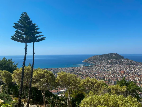 Alanya şehrinin yukarıdan görünüşü