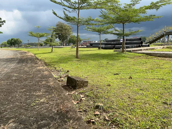 İsrail 'in Akdeniz ilindeki Akdeniz şehri.