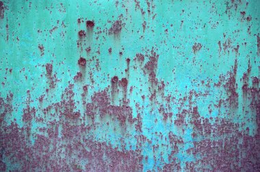 Aşınmış metal zemin. Paslı mavi boyanmış metal duvar. Paslı metal arka planda pas izleri var. Pas lekeleri. Metal yüzey paslanmış lekeler. Rystycorrosion. metin için kopyalama alanı olan tasarım için