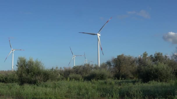 Turbinas Eólicas Costa Mediterrânica Itália — Vídeo de Stock