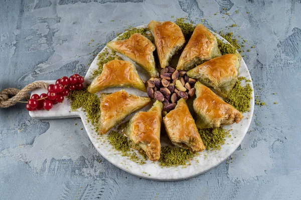 Turkish Dessert Sobiyet Baklava Traditional Turkish Baklava Fiachio — стокове фото