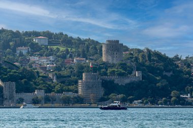 İstanbul 'dan deniz manzaralı Rumeli Hisari