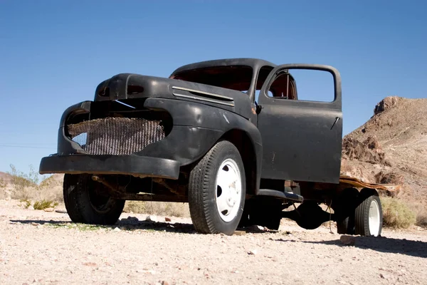 Vintage Truck Abondoned Desert — Stock Photo, Image