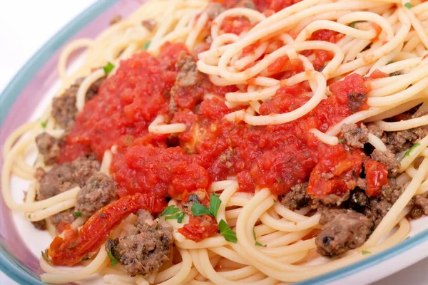 Deliciosos Espaguetis Caseros Cubiertos Con Salsa Tomate Caliente —  Fotos de Stock