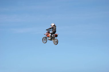 Motokros etkinliğinde motosikletler