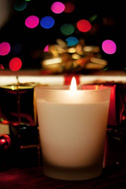 Noel dekor mumlar ile