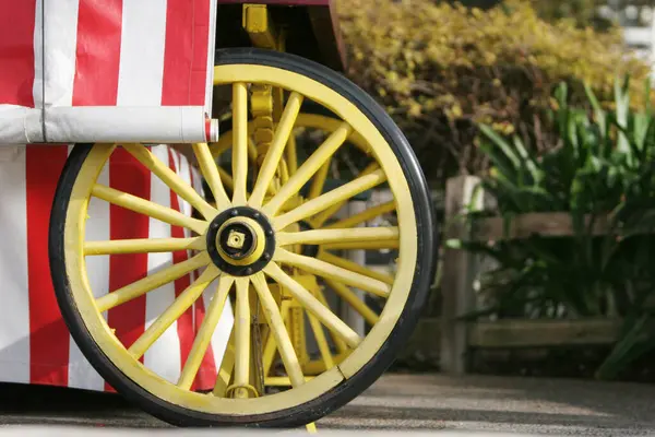 Decorative Cart Wheel Outdoors — Stock Photo, Image