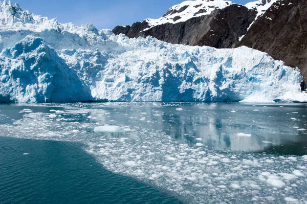 Ледник Хаббарда Аляске — стоковое фото