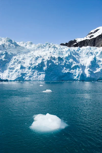 Traveling Hubbard Glacier Alaska — Stock Photo, Image