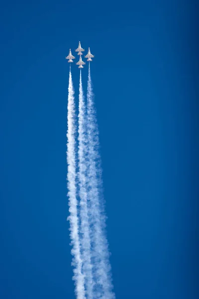 Thunderbird Jets Volando Formación — Foto de Stock