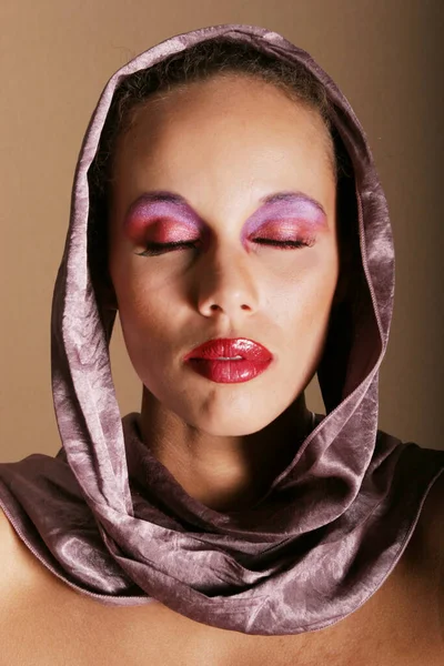 Beautiful Biracial Woman Makeup — Stock Photo, Image