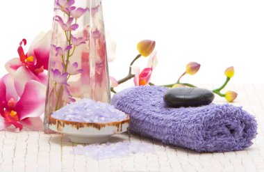 Çeşitli spa ve banyo nesneleri