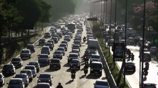 サンパウロ ブラジル 2018 マイオ アベニュー サンパウロの南の両方の方向の交通渋滞 — ストック動画