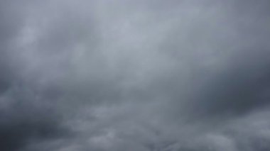 Brezilya 'da bulutlarla dolu fırtınalı bir gökyüzü