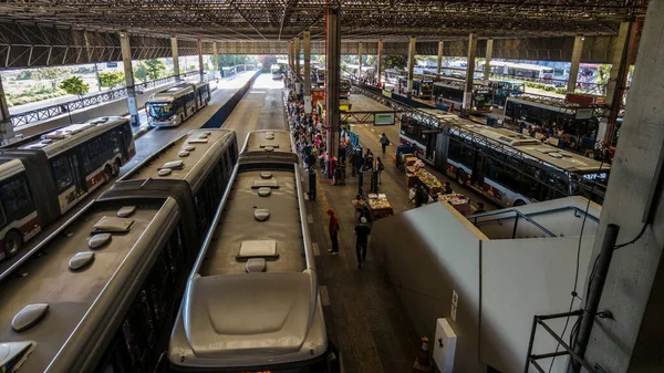 Sao Paulo Brazil November 2021 View People Waiting Traffic Urban — Stock Photo, Image