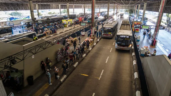 São Paulo Brasil Novembro 2021 Vista Pessoas Esperando Tráfego Para — Fotografia de Stock