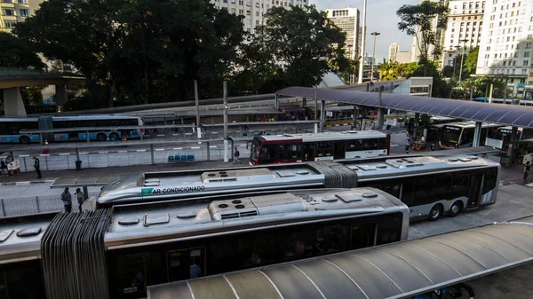 Sao Paulo Brasil Noviembre 2021 Movimiento Autobuses Pasajeros Terminal Autobuses — Foto de Stock