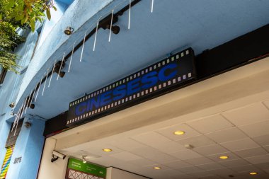 Sao Paulo, Brazi, 5 Aralık 2021. Cinesesc cephesi. Bu sinema Augusta caddesine dayanır ve yeraltı filmlerinin gösterimiyle ünlüdür..
