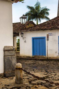 Paraty, Brezilya, 09 Ocak 2014 - Paraty, Rio de Janeiro, Brezilya 'da tarihi şehir merkezinde Balıkçı Pazarı Cephesi