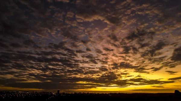 Silhouette Von Stadtansichten Während Eines Sonnenuntergangs Brasilien — Stockfoto