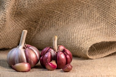 Brezilya 'da sarımsak karanfili ve soğan var. Boşluğu kopyala.