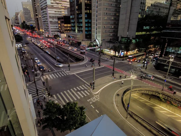 Sao Paulo Brazylia Września 2022 Ruch Pojazdów Paulista Avenue Centralny — Zdjęcie stockowe