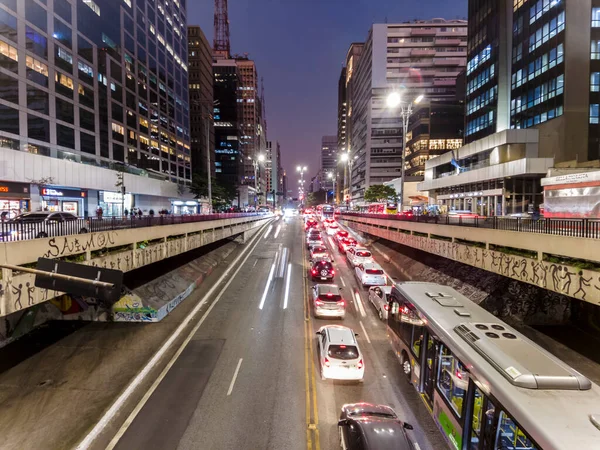 Sao Paulo Brazylia Września 2022 Ruch Pojazdów Paulista Aveue Nocy — Zdjęcie stockowe