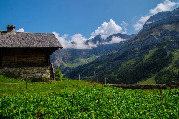 Les Diablerets Lago Retaud Valais Suíço — Fotografia de Stock