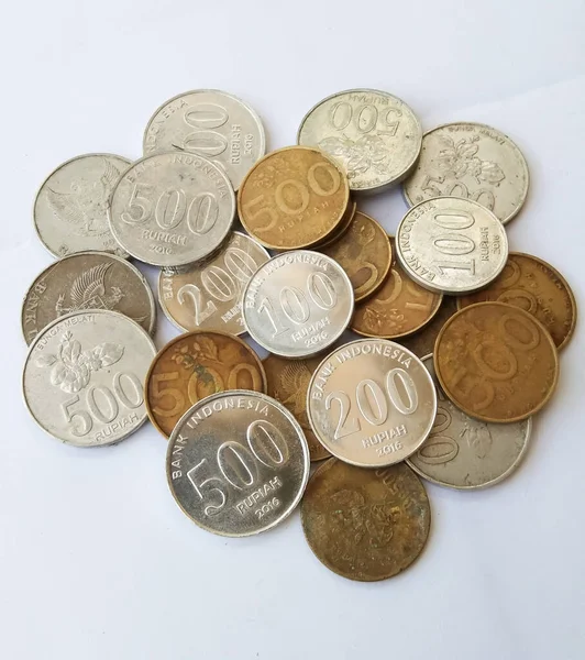 Різні Монети Індонезії Від 100 500 Рупій — стокове фото