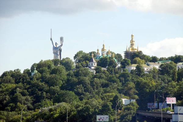 Памятник Городу Свято Троицкой Лавры — стоковое фото